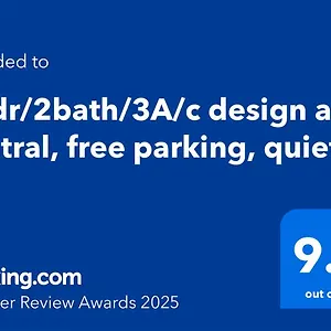 3bdr-2bath-3ac Design Apt, Central, Secured Parking, Quiet Budapest