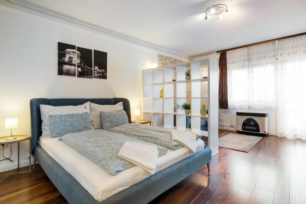 River View Apartment location
